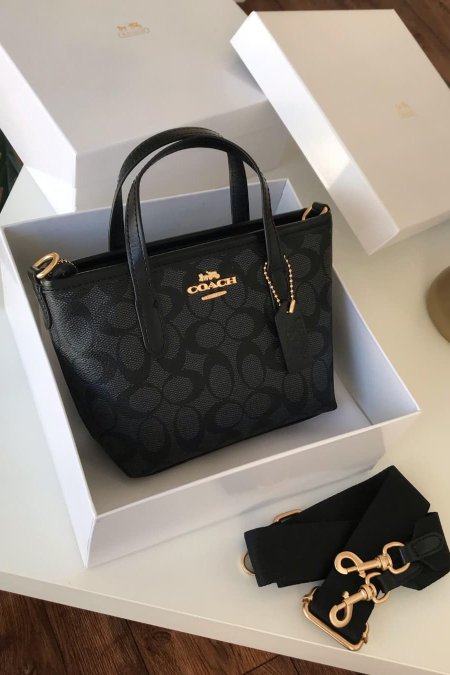 شنطة - Coach Mini 18 Cm / شامل علبة الشركة - اسود